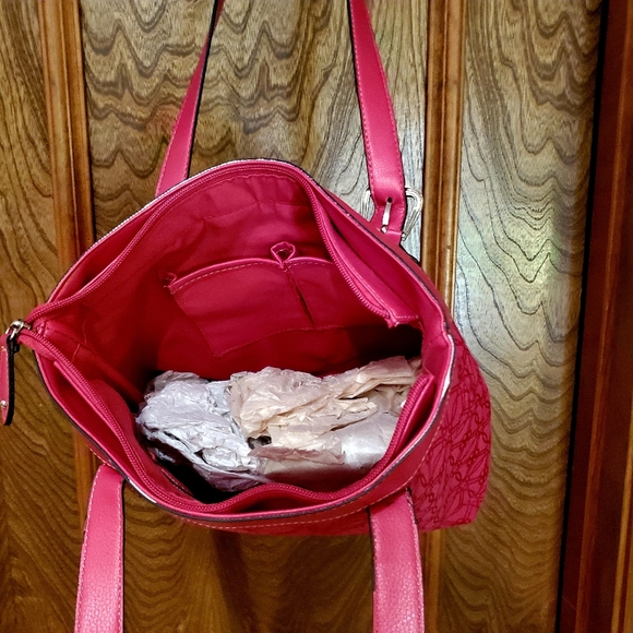 Pink Shoulder Bag - Picture 4 of 4